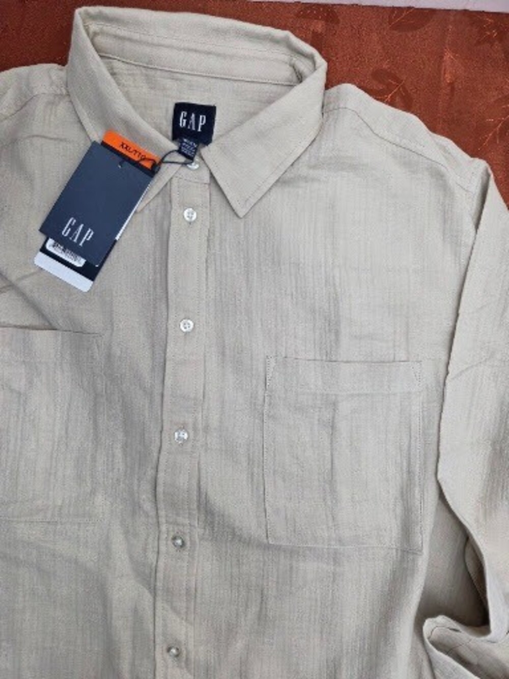 GAP Women's Long Sleeve Button Down Shirt, Beige Tan, XXL